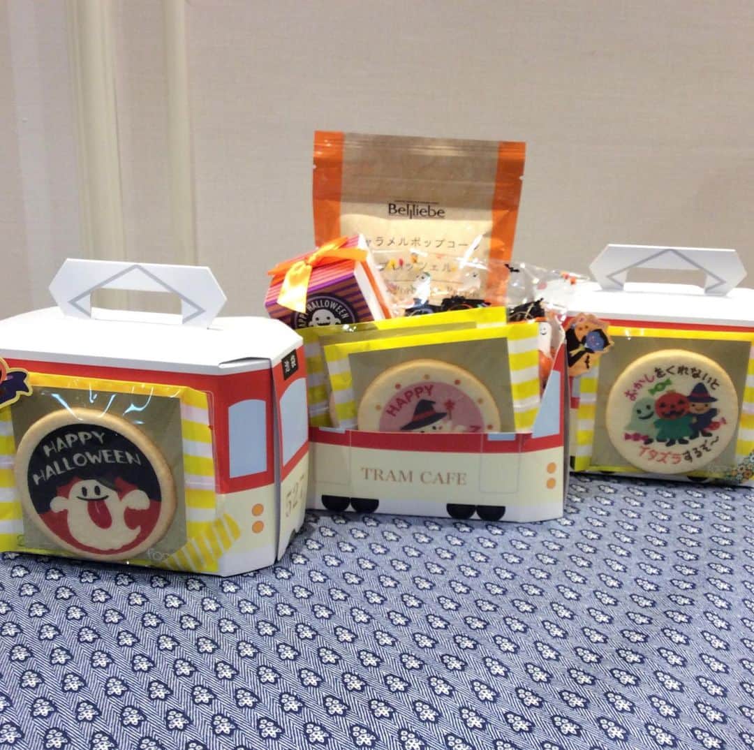 のインスタグラム：「ハロウィン🎃👻バージョンのお菓子の詰め合わせです。 ちょっとしたプレゼントにいかがでしょうか？ #池袋カフェ  #池袋グルメ  #池袋ランチ  #池袋スイーツ  #西武百貨店池袋店  #池袋デート」