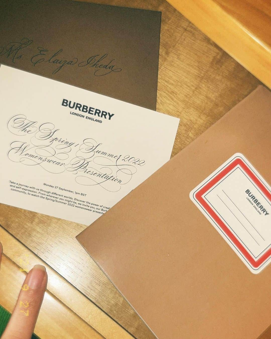 池田エライザさんのインスタグラム写真 - (池田エライザInstagram)「exciting.  @burberry  @Riccardotisci17 #BurberryShow #BurberrySS22」9月27日 14時26分 - elaiza_ikd