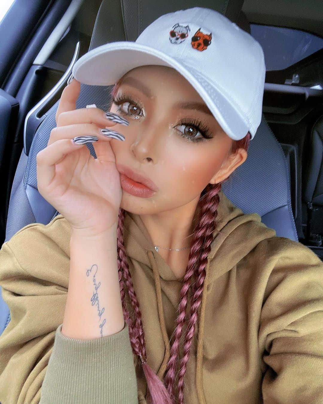 あやか（石山彩花）のインスタグラム