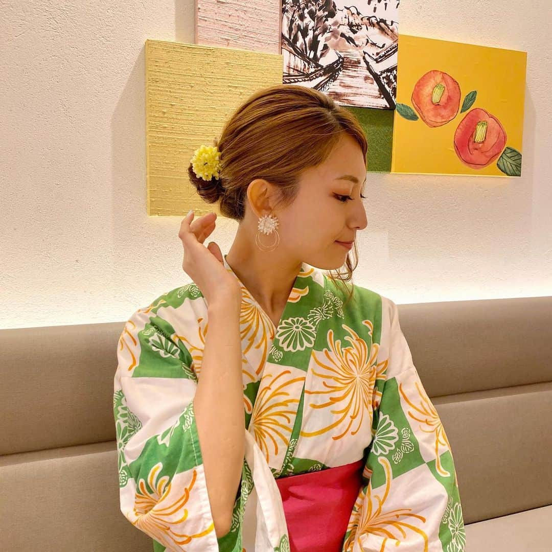 市原彩花さんのインスタグラム写真 - (市原彩花Instagram)「お茶飲む？🍵  #浴衣#yukata#kimono#japanesegirl#asiangirl#鎌倉#kamakura#japan#cewek#gadis#gadiscantik」9月27日 18時01分 - ayaka_ichihara