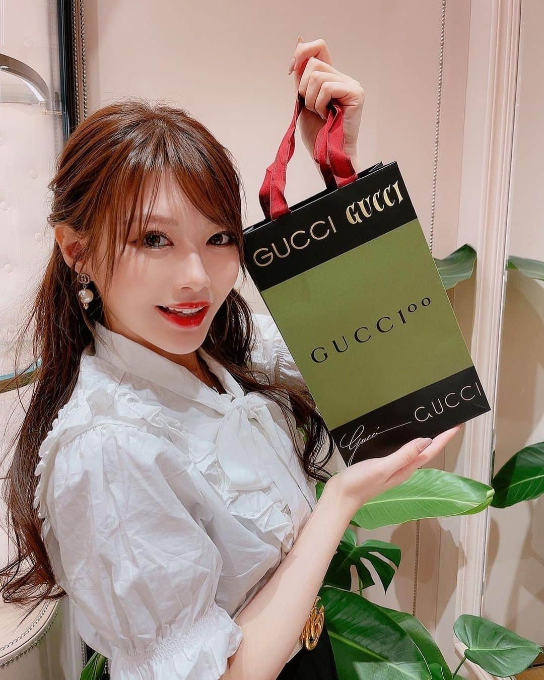 相沢みなみさんのインスタグラム写真 - (相沢みなみInstagram)「GUCCIイベント行って来たよ🐝❤️ . 遂にコスメが日本上陸！！💄🇯🇵 めーっちゃ嬉しい🥺❤️‍🔥 気になるカラーが沢山あったけどパケも可愛くて集めたくなる💋 . イベントご招待有難うございます💚 . GUCCI'S COSMETICS finally launched in Japan! . #グッチ #gucci  #グッチイベント #guccievent  #グッチコスメ #guccicosmetics  #コスメ #コスメ紹介 #コスメマニア  #cosme #cosmetics #cosmetic  . #相沢みなみ」9月27日 18時42分 - epoint2016