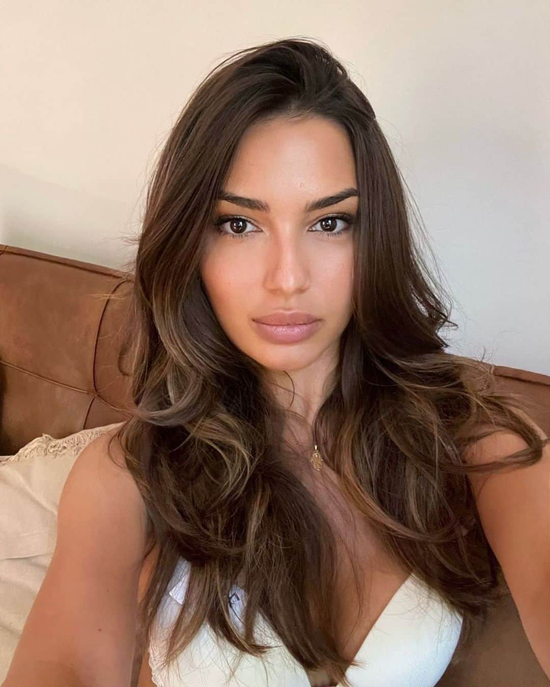 Valeriya Volkovaのインスタグラム：「Hey Monday 🙃」