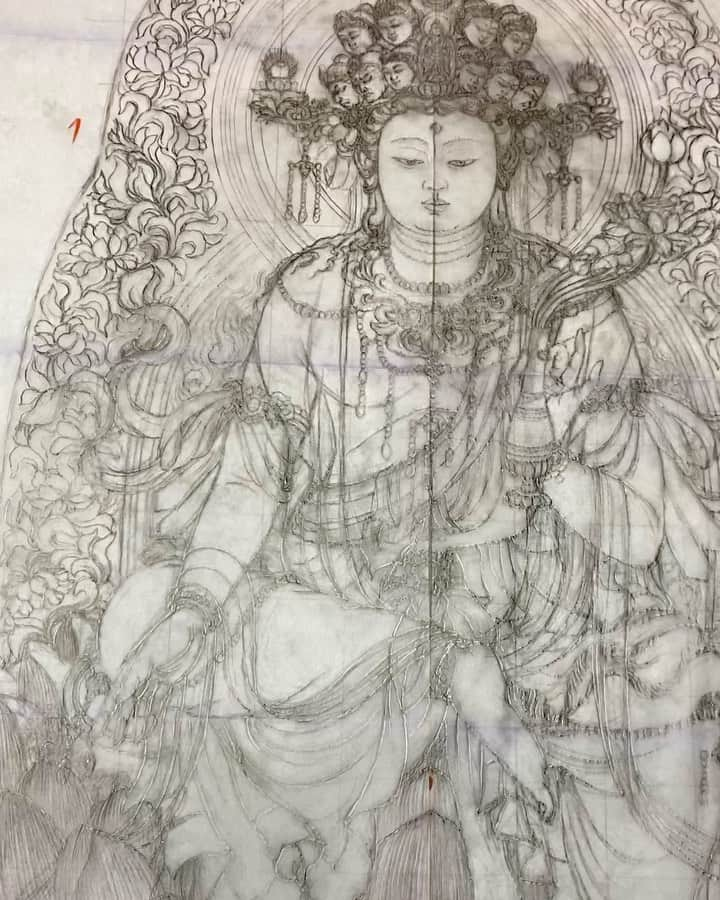 SHIGEのインスタグラム：「A sketch of the eleven-faced Kannon for the back piece, and a stencil made by hand.  I usually draw sketches in actual size like this.  It is basically the same as the process of Japanese painting.  I also do freehand if necessary.  After this long process, this long journey has finally begun.  背中一面の為の、十一面観音の下絵、手作業によるステンシルの制作工程です。私は通常この様に、実際のサイズで下絵を描きます。ここまでの工程は基本的に日本画と同じです。また必要な場合、フリーハンドで制作する場合もあります。そしてこの長い工程を経てついに、また一つの長い旅が始まりました。  #shige #shigetattoo #shigeyellowblaze #yellowblazetattoo #黄炎 #下絵 #ステンシル #byhand #仏画 #彫師 #制作過程 #刺青下絵 #十一面観音 #観音菩薩 #日本刺青 #日本画 #japanesetattoo #japaneseart #sketch #stencil #inprogress #elevenfacedkannon #jyuichimenkannon #kannonbosatsu #backpiecesketch #tattooartist   @bishoprotary #bishoprotary #bishopfamily @fusionink #fusionink #fusioninkproteam」