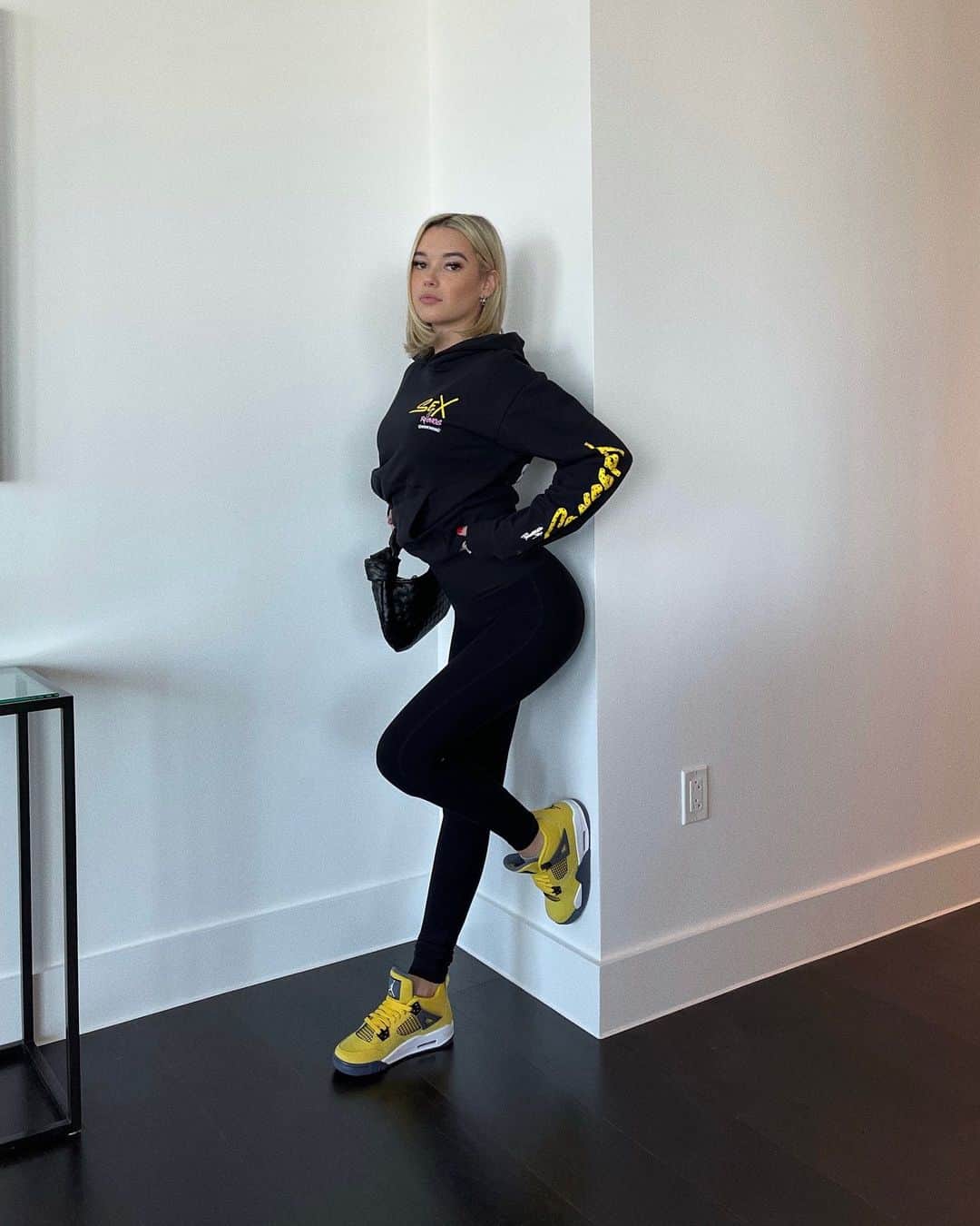 サラ・スナイダーのインスタグラム：「@alo #alopartner」