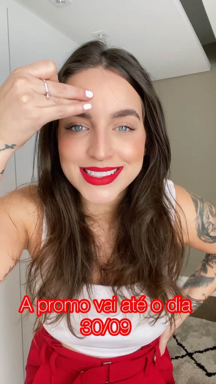 Bruna Unzuetaのインスタグラム：「Sim, é isso mesmo que vcs ouviram, ta rolando a promoção IFood por 1 ano de graça 😱   Ja imaginou comer o que você quiser de graça por 1 ano? No melhor app de delivery do Brasil @ifoodbrasil ?  É bemm facil fazer o cadastro e participar, mas vai até o dia 30/09 😱😱  Me falem, o que vcs mais pediriam pra comer caso vcs ganhem? 😧  #BrasileiroAma -publi」