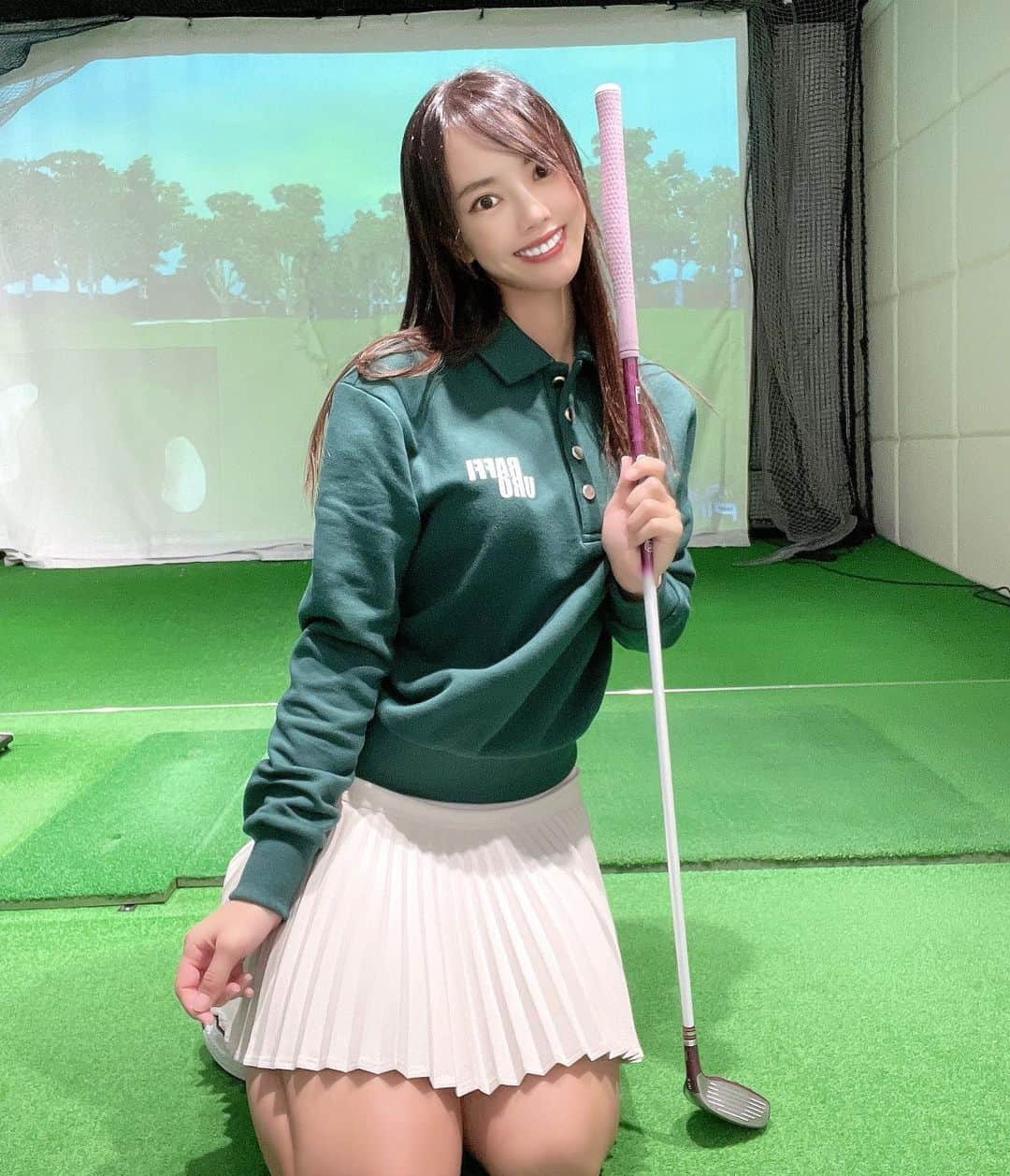 hina2221のインスタグラム：「今日はレッスン行ってきたよー😌 最近100〜120の間をいききして さすがにやばいなーと思います😭 二桁になりたいな🙄 . . .」