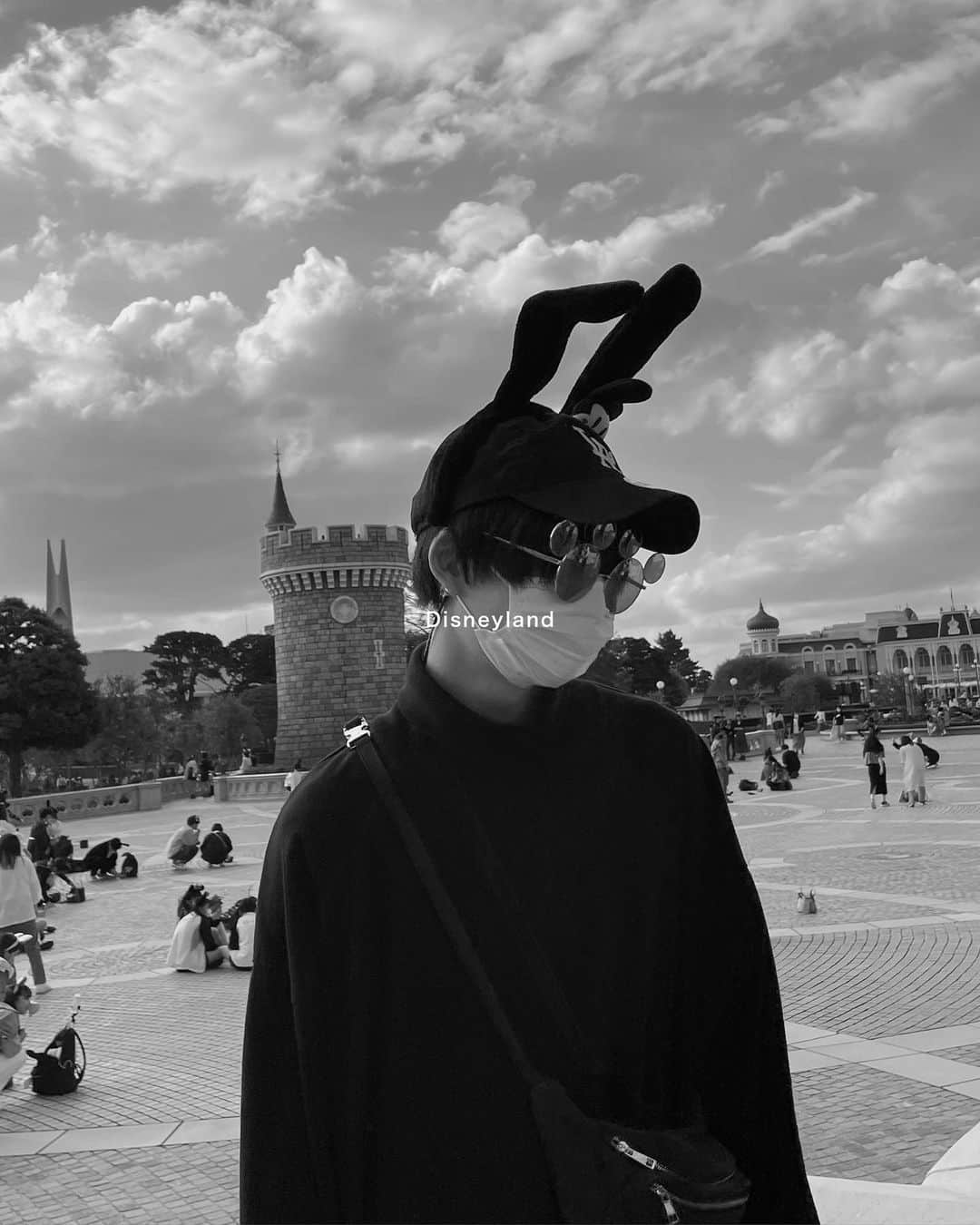 JUN / Yohukasiのインスタグラム：「Disney 久しぶりのディズニー #disney #remer」
