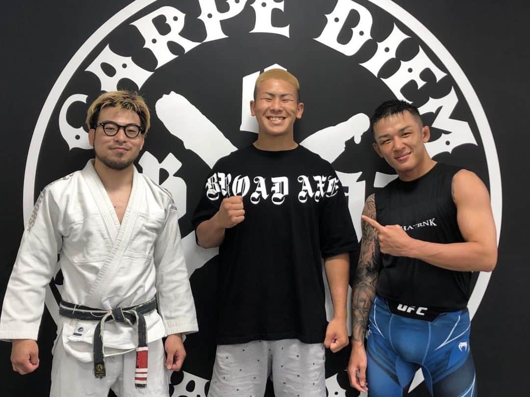 萩原京平のインスタグラム：「組技対策もばっちり！！ @masahirocdbjj @kinoshita___821 @carpediembjj_ashiya  Big thanks💙」