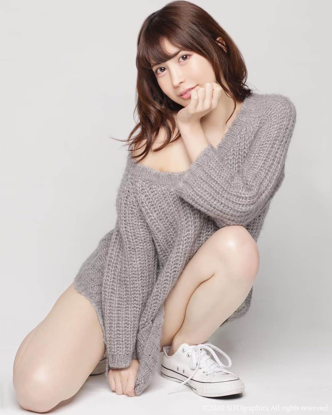 シト山口のインスタグラム：「永遠の定番❤️  model 南まりあ @ria0333  photo シト山口 @sito_yamaguchi  #モデル #美脚 #美人 #美肌 #美白 #小顔 #スタイル #ヘアメイク #メイク #ポートレート #ファッション #ビューティー #作品撮り  #写真好きな人と繋がりたい #被写体 #グラビア  #レースクイーン  ©︎2021 SITO graphics All rights reserved.」