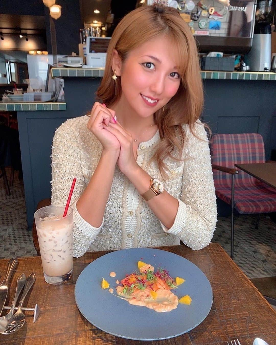 神谷麻美さんのインスタグラム写真 - (神谷麻美Instagram)「#美と健康 に向けた#ランチコース 食べたよ🍽😋💓💓✨ 全部美味しかったぁ🥰💖💖✨  #テラス席 気持ちいいよね🌱💕✨  #シャイニーアウル表参道 🌸  #表参道カフェ #表参道ランチ #表参道グルメ #表参道カフェ巡り」9月29日 21時21分 - asamice428