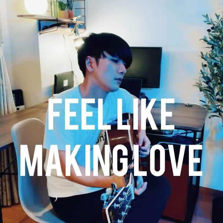 浪岡真太郎のインスタグラム：「Feel like making love 原曲誰なのか実はよく知らない…ディアンジェロのを1番よく聴きます。  Aメロのコード好きでそのままサビもやっちゃった  #feellikemakinlove #dangelo #marlenashaw #robertaflack #sing #singer #singalong #singing #singers #singersofinstagram #singerlife #singersongwriters #vocal #vocalsingers #guitar #guitarcover #guitarist #guitarplayer #acousticguitar #acoustic #acousticcover #acoustics #acousticcovers #歌 #歌うま #歌ってみた #アコギ #アコギ弾き語り #アコギ練習中 #アコギ男子」