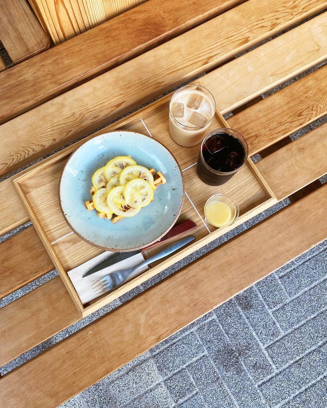 宇佐神星 きらり さんのインスタグラム写真 宇佐神星 きらり Instagram 渋谷店限定のレモンバターワッフル スライスレモンの酸味とバターソースの相性が抜群でした また食べに行きたい Bluebottlecoffee Coffeetime ブルーボトルコーヒー カフェ 9