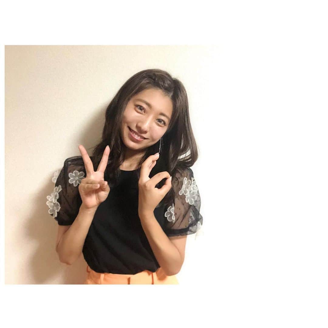 のインスタグラム：「🥂 . きのう誕生日を迎え、26歳になりました🎀 . たくさんのメッセージ 本当にありがとうございます😊 プレゼントもいっぱいでうれしいです💝 . 25歳は多くのチャンスに恵まれた1年でした。 今年はより飛躍できるように 目の前のことに精一杯取り組んでいきます🔥 . そして出会う全ての人との繋がりを大切に 日々感謝しながら生きていきます✨ . おでこを出したら運気が上がると 教えられたので即試してみました😂 良い1年にしたいな〜🐥 . 26歳の白戸ゆめのも宜しくお願いします！」
