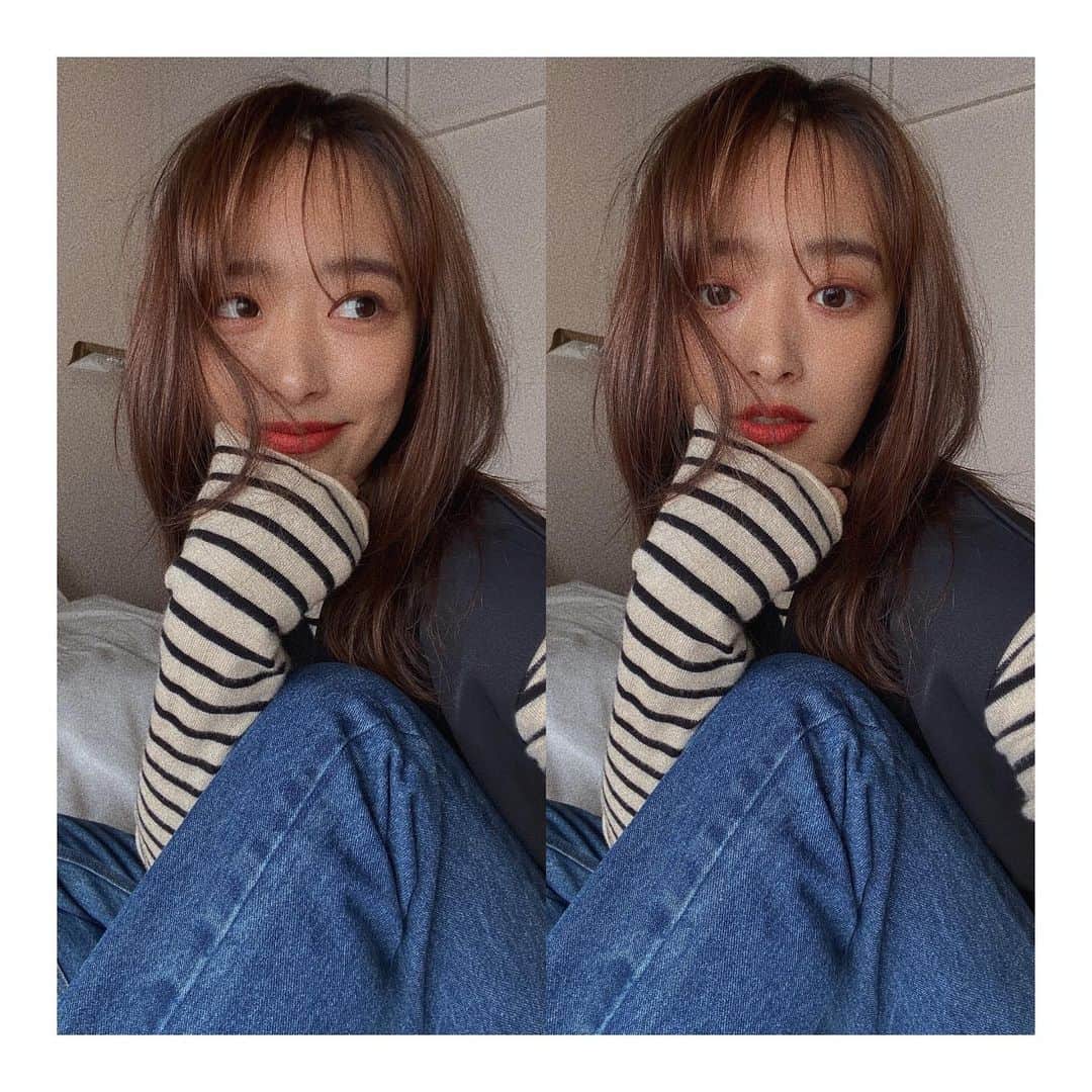 近藤千尋のインスタグラム：「ボーダー🥰❤️ 今日は、コラボの撮影👚 1時間も早く終わったので 帰ったらYouTube撮ろうかなぁ😚 最近ちょっとさぼりがち(みんな気付いてるか。笑) 今移動の車の中なので🚘 コメントでお話ししよーー💕」