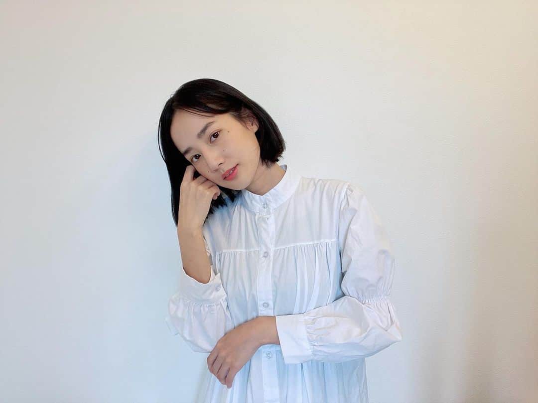高嶋香帆のインスタグラム：「前髪分けると大人っぽい☺️」