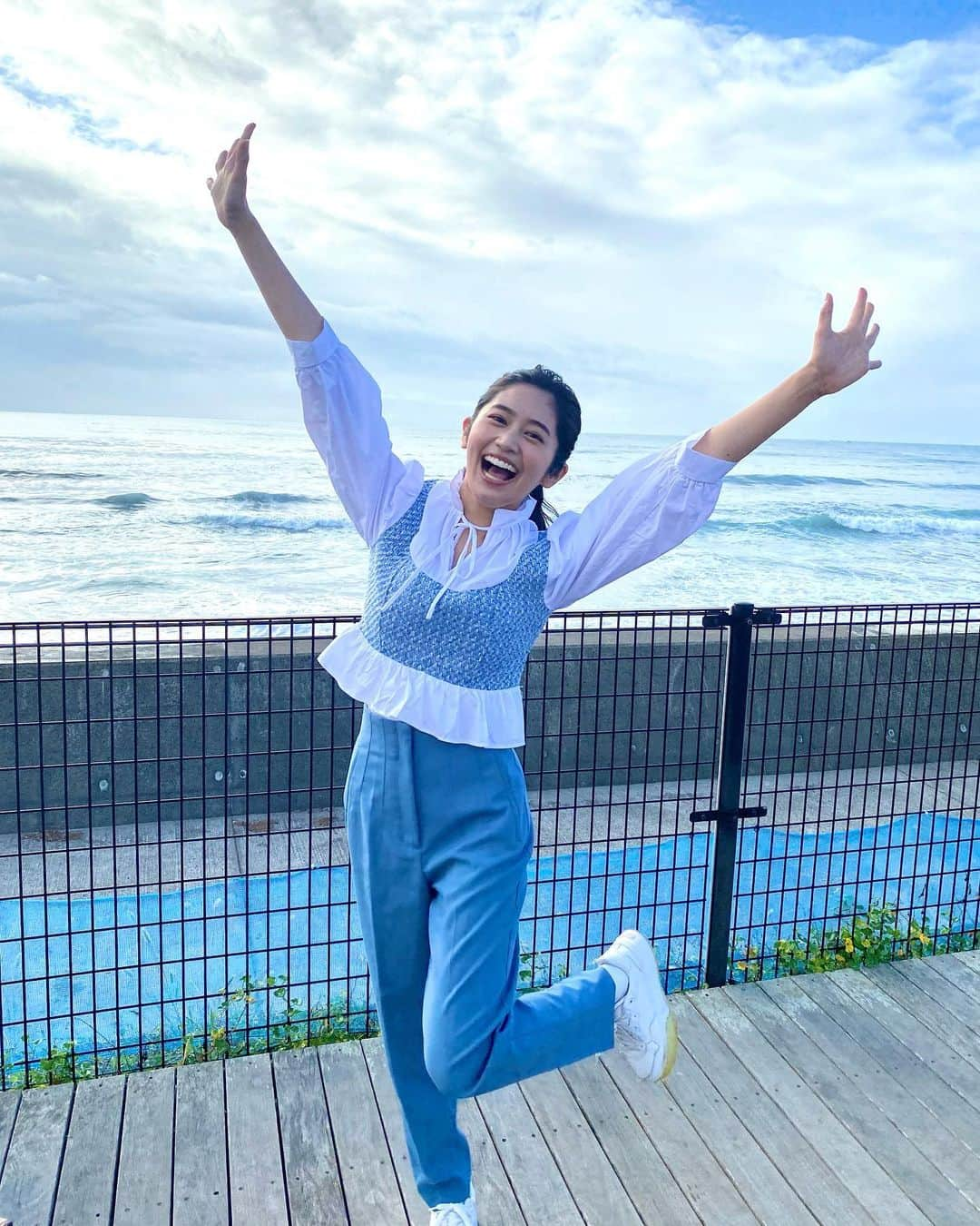 浅野杏奈さんのインスタグラム写真 - (浅野杏奈Instagram)「「ZIP!」中継コーナー🌊 本日は鴨川シーワールドから赤ちゃんの様子をお届けしました☺️  ベルーガ、エトピリカ、ウミガメ🤍可愛くって癒されました✨  #ZIP! #鴨川シーワールド」9月29日 19時08分 - this.is.anna_box