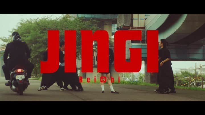 マット・キャブのインスタグラム：「@reichi0118 「JINGI 」MV out now 🔥   Music produced by Matt Cab  MV directed by @spikeyjohn   Link in story👀」