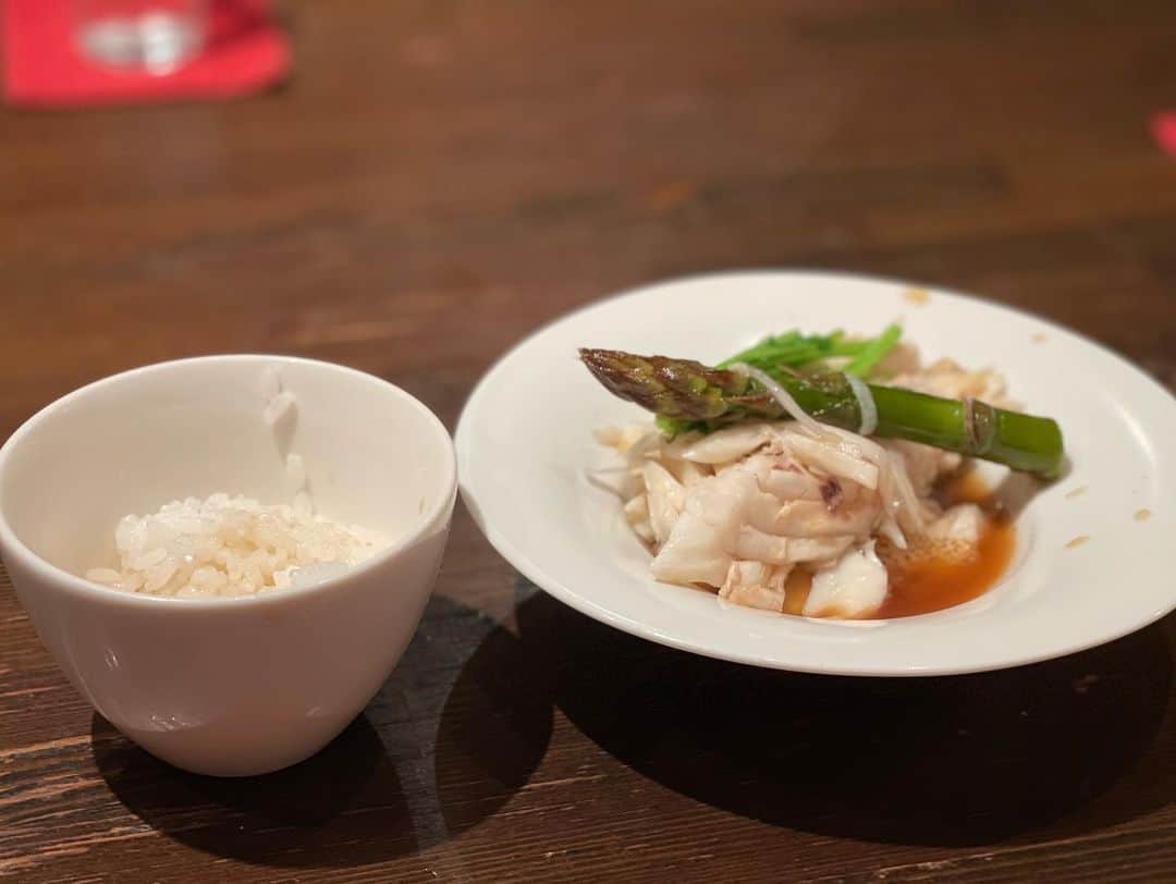 三浦瑠麗さんのインスタグラム写真 - (三浦瑠麗Instagram)「昨晩、いったお店。 あたたかいスープで、冷えた身体をあたためてから、ほんの少しずついろんなお味をいただくたのしみ。 最後は、きじはたをいただきました。」10月14日 14時44分 - lullymiura