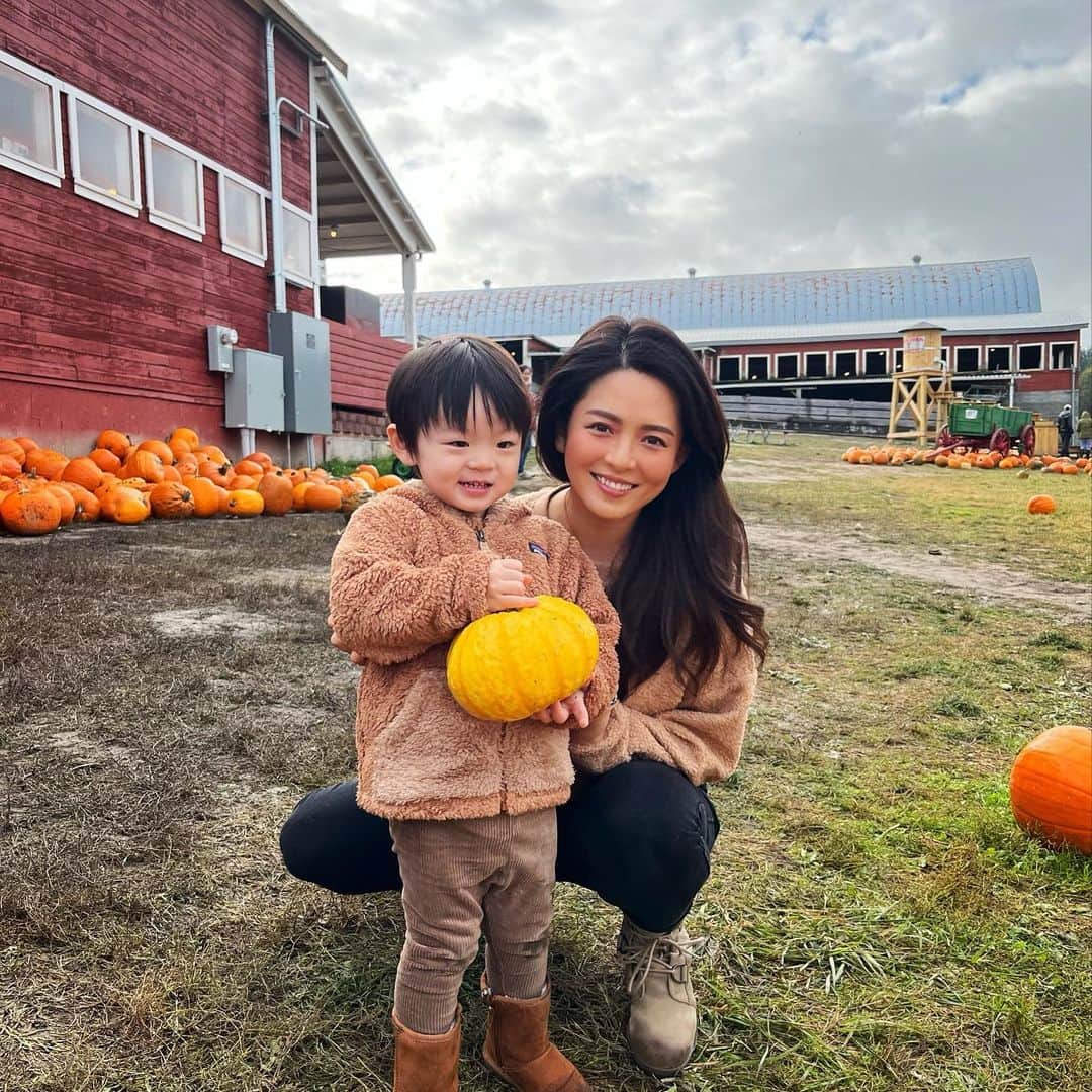 深津瑠美さんのインスタグラム写真 - (深津瑠美Instagram)「Pumpkin patch🎃🍂 #pumpkinpatch #秋 #カボチャ #収穫」10月14日 7時04分 - _rumi.kikuchi_
