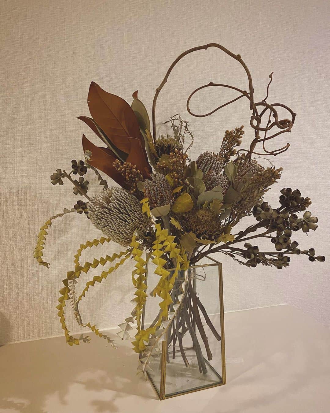 畑野ひろ子さんのインスタグラム写真 - (畑野ひろ子Instagram)「@willgarden_official  ネイティブブーケ。  #flowers #life #lifestyle #bouquet #ネイティブフラワー #willgarden #gift #サスティナブル」10月14日 9時06分 - hiroko_hatano_