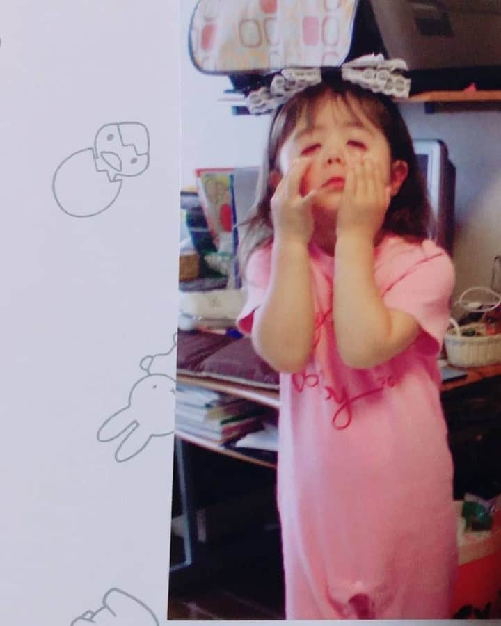 Girls ガールズガールズ さんのインスタグラム写真 Girls ガールズガールズ Instagram 日記チラ見せday 期間 10 11 月 10 16 土 隅谷百花 こんにちは こんばんは おはようございます この前懐かしい写真を見つけました 私