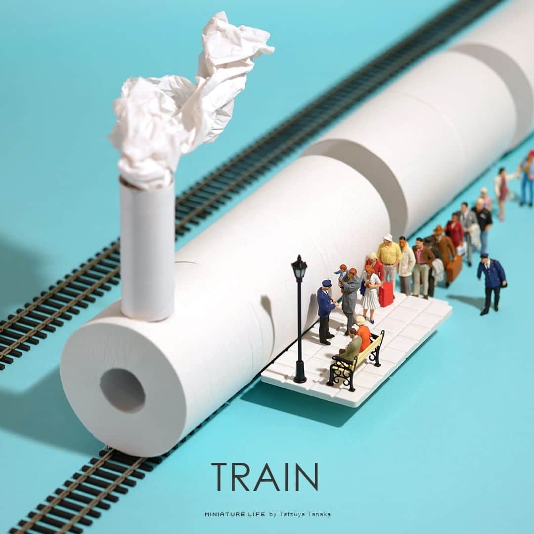 田中達也さんのインスタグラム写真 - (田中達也Instagram)「⠀ Train Selection🚃 ⠀ 電車をテーマにした作品を集めました。 #鉄道の日 ⠀」10月14日 12時00分 - tanaka_tatsuya