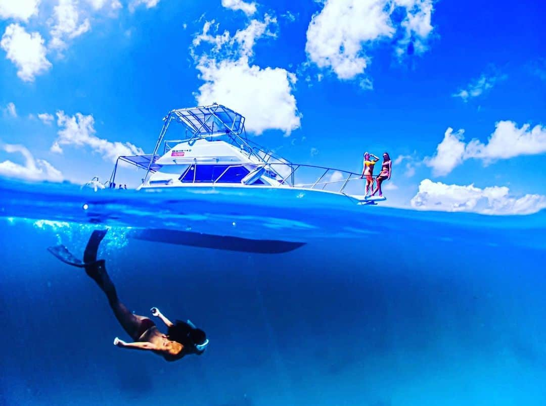 進撃のノアのインスタグラム：「Snorkeling🐠🐠🐠」