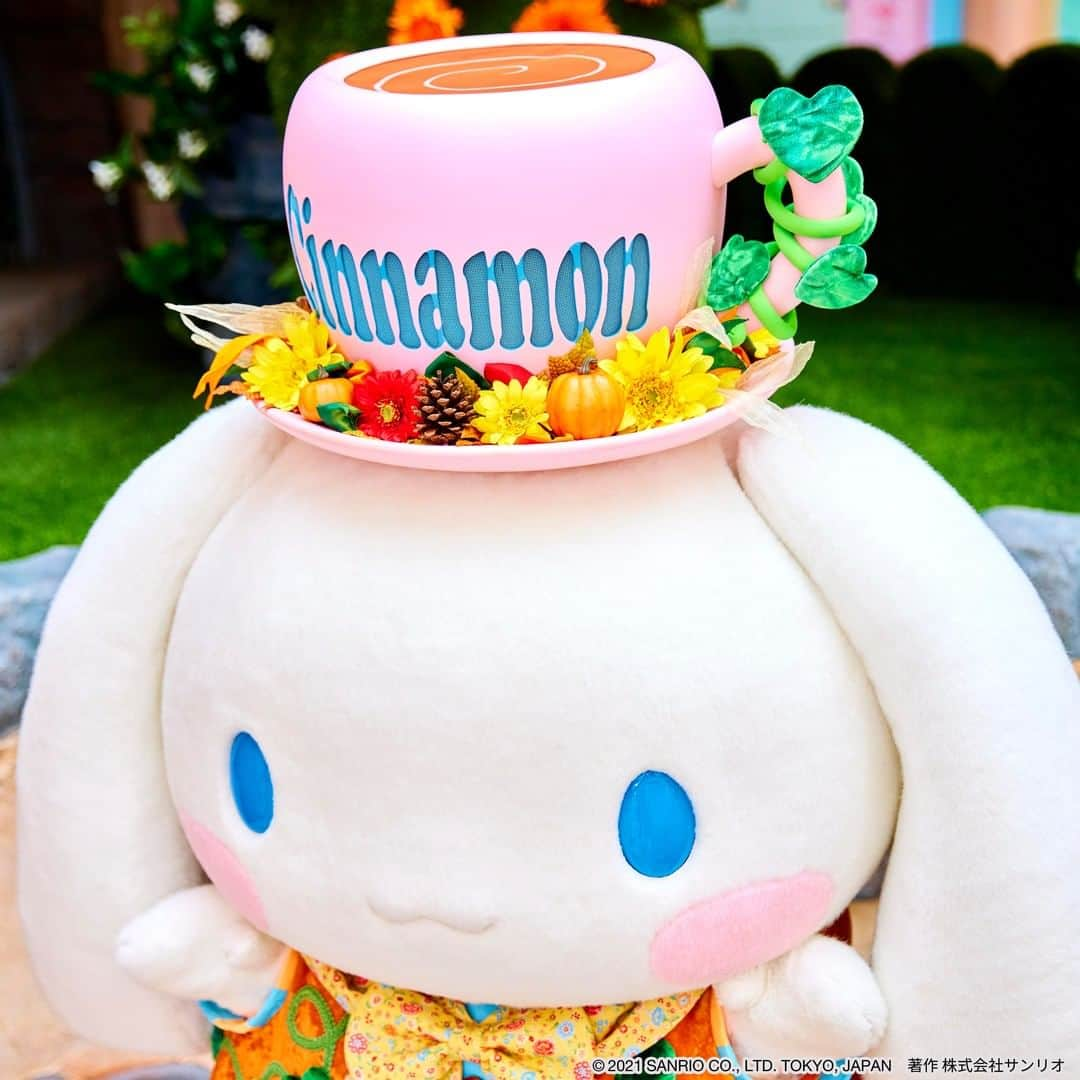 Sanrio Purolandさんのインスタグラム写真 - (Sanrio PurolandInstagram)「୨୧ ハロウィンコスチュームを着てゴキゲンなシナモンを発見！？👀✨  ハロウィン仕様になったハットも見せてくれているみたい🧡  秋らしくて明るいコスチュームがとってもお似合いだね♪ - #ピューロハロウィン #サンリオピューロランド #sanriopuroland #ピューロランド #ピューロジェニック #ピューロ #サンリオ #テーマパーク #サンリオ好き #ゆめかわ #ゆめかわいい #KAWAII  #インスタ探検隊 #シナモン #シナモロール #推し事 #推しのいる生活 #ピューロハロウィン2021 #ハロウィン2021 #ハロウィン #Halloween」9月30日 10時00分 - purolandjp