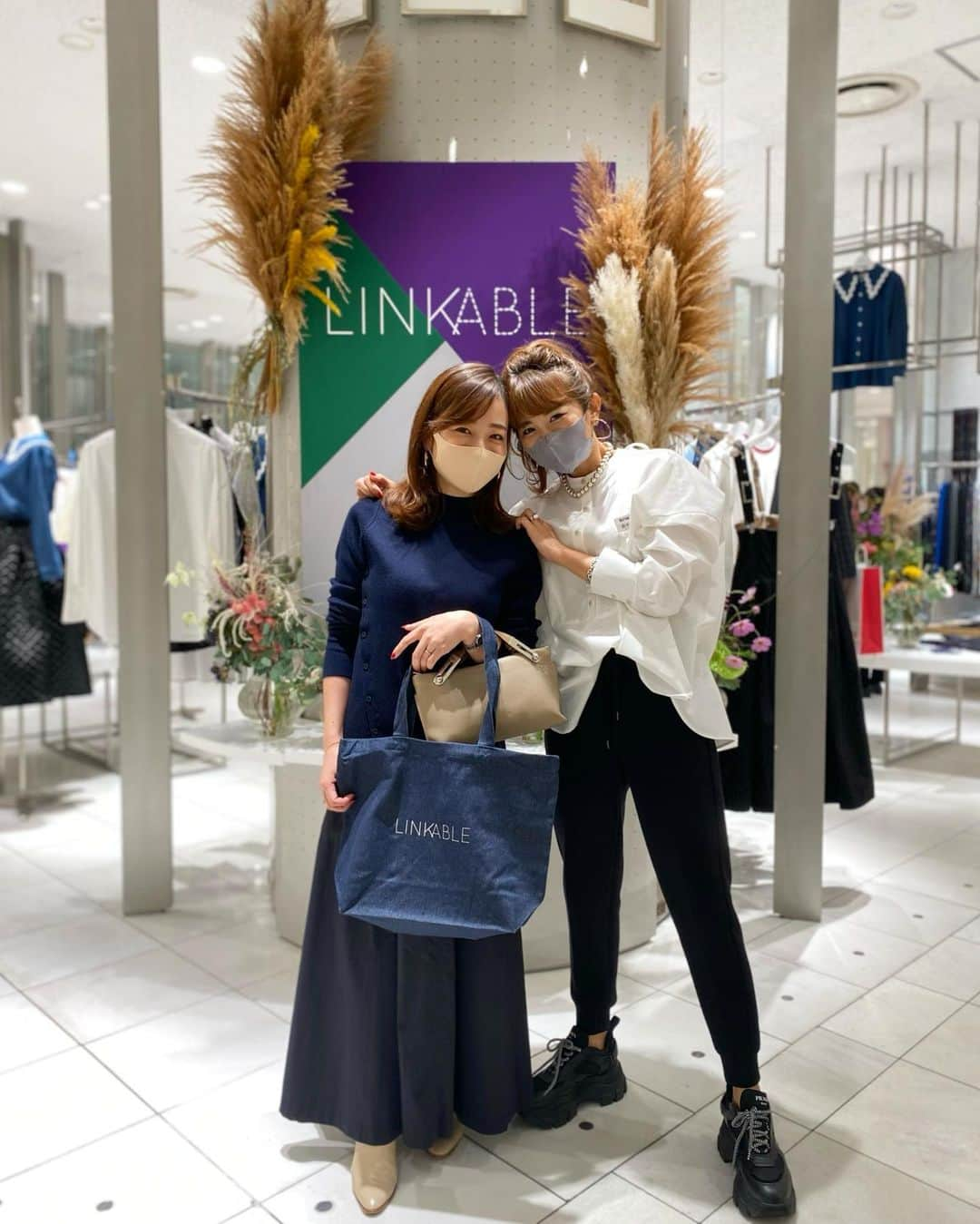 Mai Wakimizuさんのインスタグラム写真 - (Mai WakimizuInstagram)「伊勢丹新宿店でのpopup shop、お友達も沢山駆けつけてくれました♡(全員との写真載せられなかった...)saorinなんて神戸から日帰りでわざわざ来てくれた（；＿；）愛やん♡久しぶりに会えたお友達も沢山居て、皆のパワーが活力となり本当に疲れ吹っ飛んだ♡この御恩は絶対忘れない！皆有難う♡ #linkable#伊勢丹新宿店」9月30日 12時09分 - wakkin__m