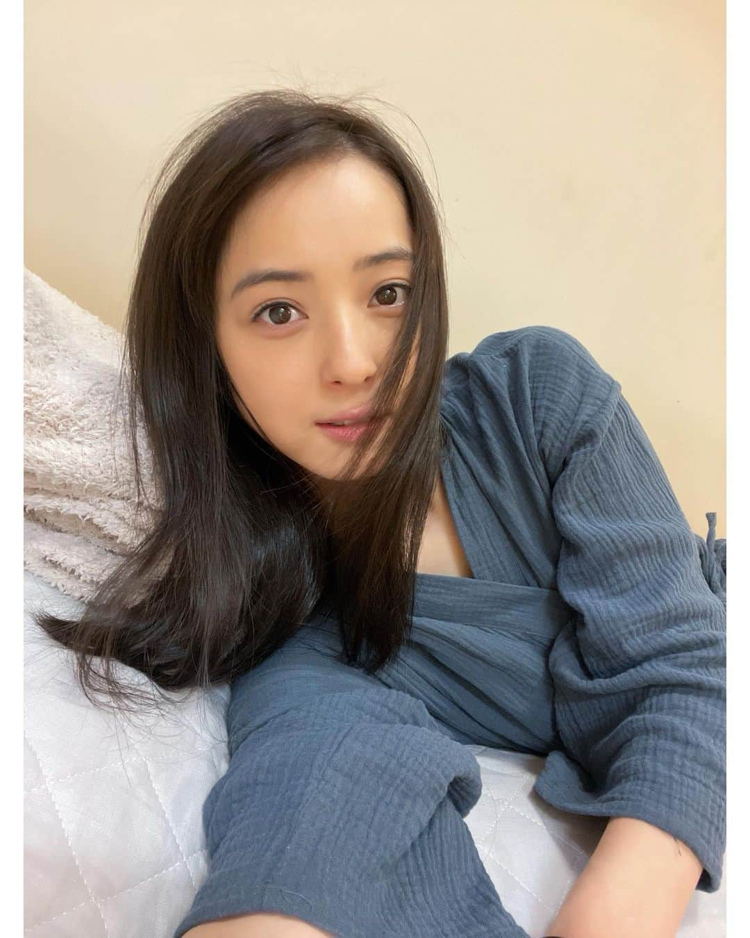 佐々木希さんのインスタグラム写真 - (佐々木希Instagram)「横になります😌 カツラも着物も取って楽ちん！  少し休憩して、 この後は、ゲネプロ！  #醉いどれ天使  #新歌舞伎座」9月30日 14時16分 - nozomisasaki_official