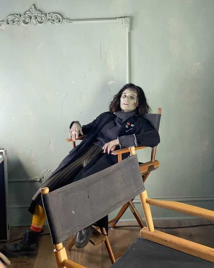 ダイアン・ゲレロのインスタグラム：「Dead 💀   Enjoy episode #4 @dcdoompatrol 🧟‍♀️」