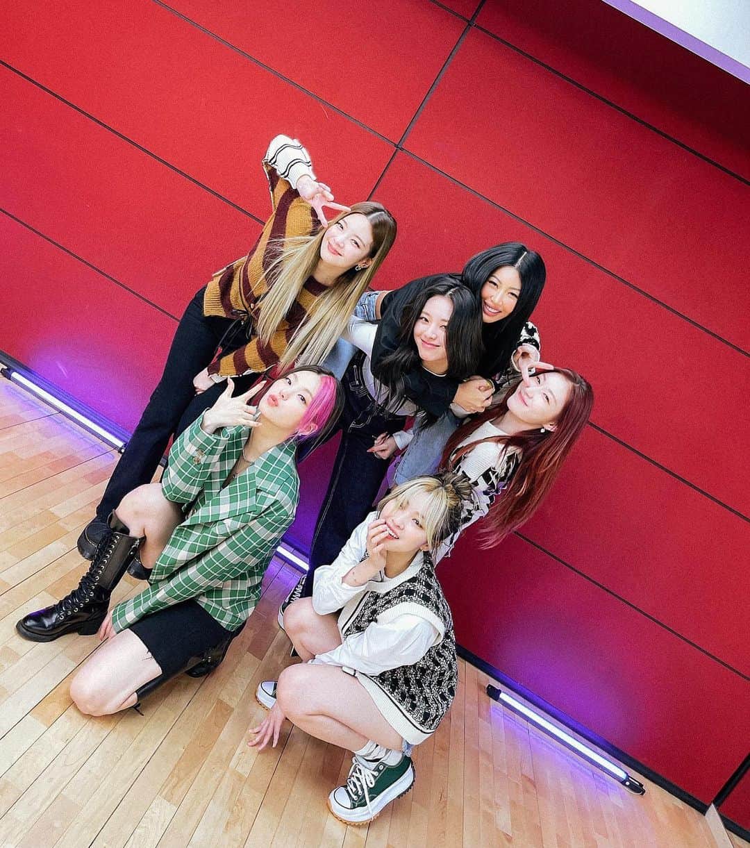 Jessiさんのインスタグラム写真 - (JessiInstagram)「LOVE MY BABIES TO ITZY BITZY PIECES. ❤️ Hope you enjoyed @itzy.all.in.us on @jessishow_official ❤️❤️ Keep streaming LOCO!! ❤️」9月30日 20時18分 - jessicah_o