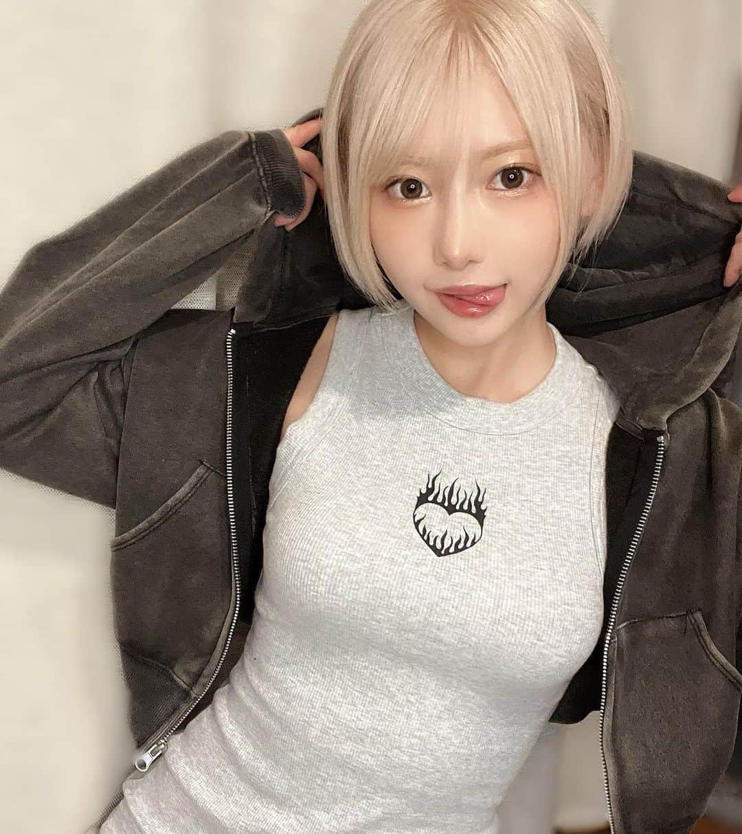 篠崎こころのインスタグラム：「にゅーへあすたいる」