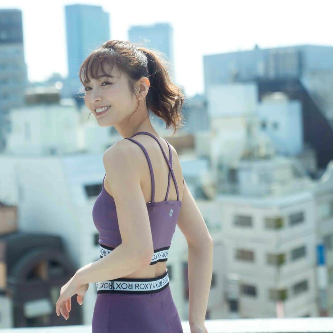 ほのかさんのインスタグラム写真 - (ほのかInstagram)「渋谷が一望できる屋上に、 ウェア1枚でいれるこの開放感。 心地よい〜〜  #apf #渋谷 #モデル #ボディメイク #トレーニング女子 #涩谷 #训练 #健康女孩」9月30日 22時22分 - nononon159