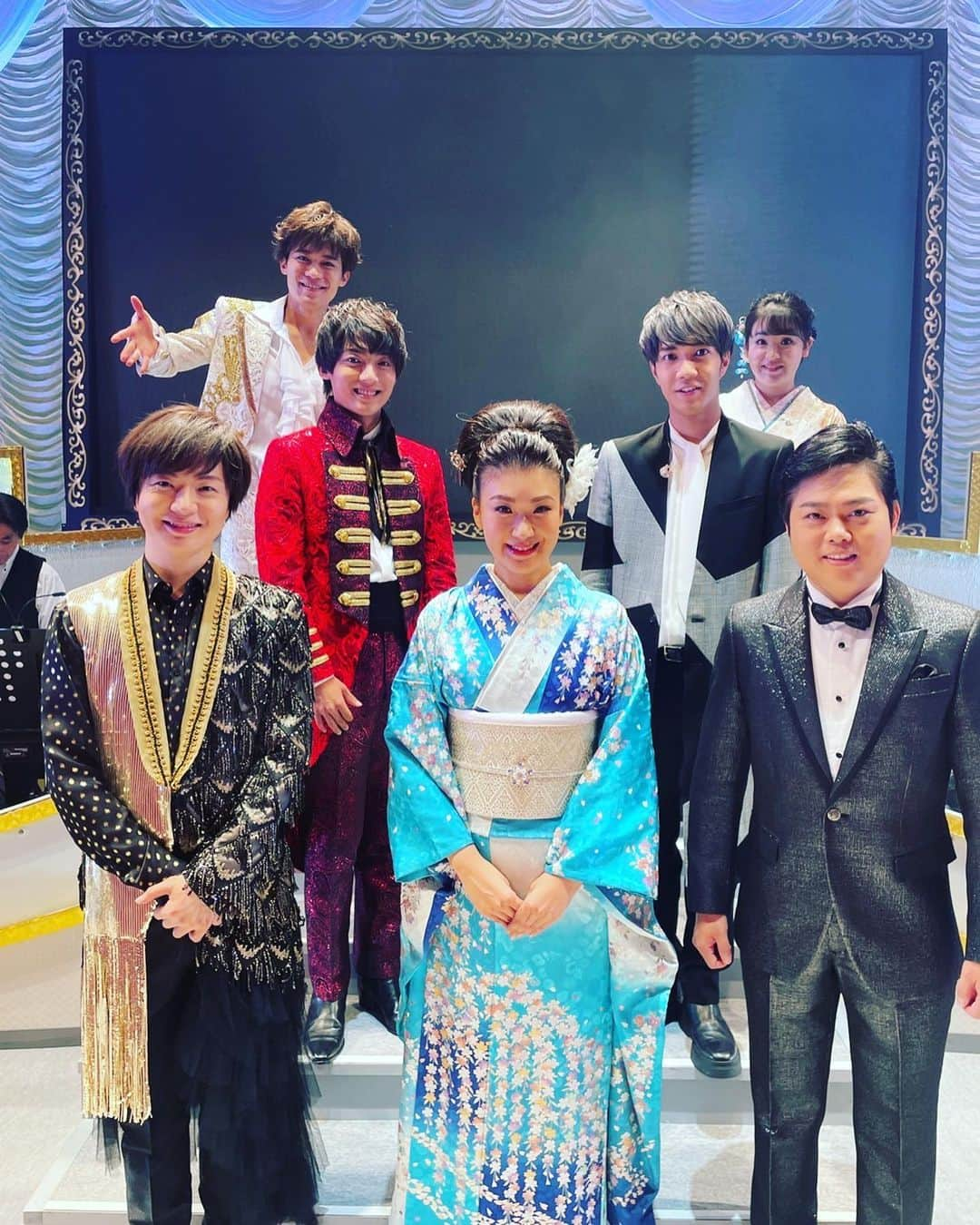 中澤卓也さんのインスタグラム写真 - (中澤卓也Instagram)「今日は新潟テルサにて「演歌ビッグショー 2021」でしたー🙆‍♂️✨ このイベントならではのコーナーや演出もあったり、昼夜2回公演あっという間でしたね🤤 明日も頑張りますー💪🔥  #演歌ビッグショー2021 #新潟テルサ #市川由紀乃 さん #竹島宏 さん #三山ひろし さん #辰巳ゆうと さん #朝花美穂 さん #新浜レオン さん #約束 #中澤卓也」9月30日 23時39分 - takuya_nakazawa.118