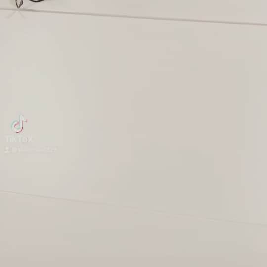 毛利大亮のインスタグラム：「やめぇ！言うてんねん！！ステルス攻撃してくるな！ #tiktok #たさちゃんねる #わーーー #動画 #音が怖い #えーーー #て聴こえるね #削られる #大事な事考えてる時にすな！」