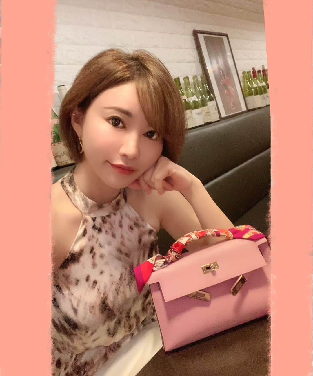 里美ゆりあのインスタグラム：「巻で食事した日☹️  台風皆さんお気を付けてお過ごしください❣️  #里美ゆりあ #yuriasatomi #dinner」