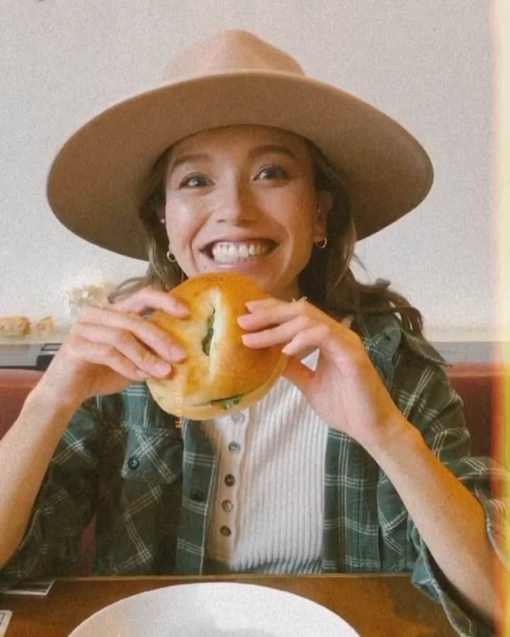 のインスタグラム：「この前は久々の福生で買い物♩¨̮⑅* このあと喧嘩して𝟸時間ほど無駄したよ😑  ずっと喋ってるあたしからすると無言の時間って苦痛でしかないの。笑  そしてその時間ほど無駄なもんはないよね✌️もっと数分で仲直りできる方法を誰か教えて🤣🤣🤣」