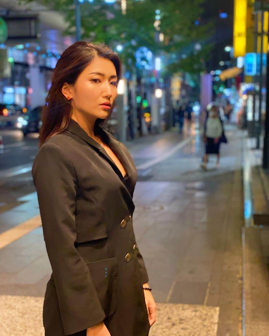 緒方友莉奈のインスタグラム：「最近は減量がうまくいってますね🤔❤️ ちなみにデートしてくれる殿方いないかな。」