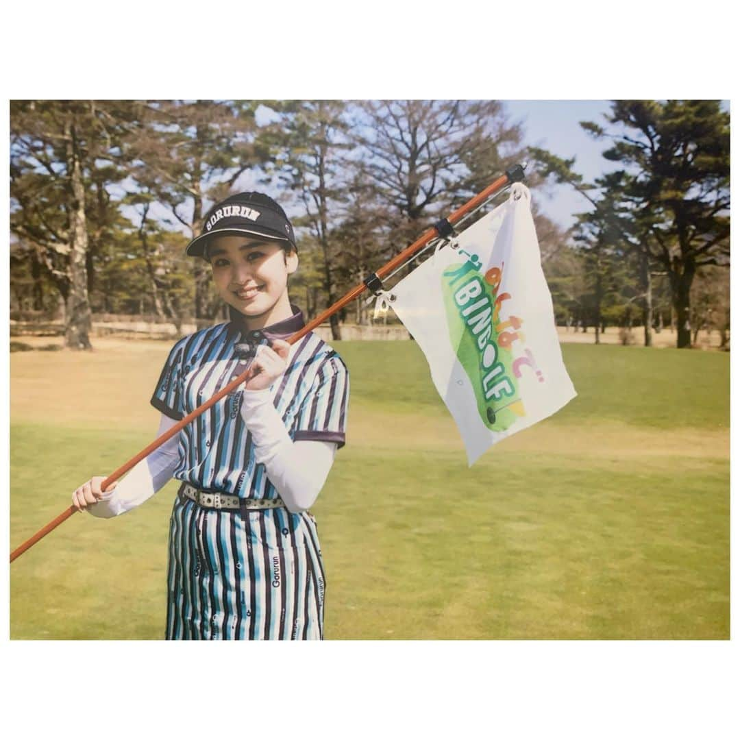 佐竹桃華さんのインスタグラム写真 - (佐竹桃華Instagram)「・ "みんなでBINGOLF" 今までありがとうございました👏 ・ 何も分からず始まり、、 最初はドキドキ不安でしたが 徐々にゴルフのルールが分かる様になり 毎回が本当に楽しかったです⛳️🌼 ・ そして何より、、 レギュラー陣の皆さんには 感謝でいっぱいです。 ・ 皆さん本当に優しくて温かくて… 私の不慣れな進行や話を いつも助けて下さりました🥺💝 ・ 番組ではズバズバ言っちゃったけど… どんな時も楽しく盛り上げながら 真剣にプレーする皆さんが 超カッコ良くて素敵でした！！！ ・ 寂しくなりますが… 年末特番をさせて頂ける事になったので 皆さん楽しみに待っていて下さい😋 ・ 最後になりましたが、 毎週楽しみに見て下さった視聴者の皆さん 本当にありがとうございました！！ ・ お会いできる日まで、またね〜👋 ・ ・ ・ #みんなでbingolf#テレビ東京 #ゴルフ番組#ゴルフ#ゴルフ女子 #ゴルフウェア#gorurun#激かわ #優しくて面白いリーダー#岡田さん #カッコ良い飛ばし屋#藤森さん #可愛すぎな最強エース#鈴蘭さん #本当にありがとうございました #ナビゲーター#佐竹桃華」10月1日 22時20分 - momokasatake