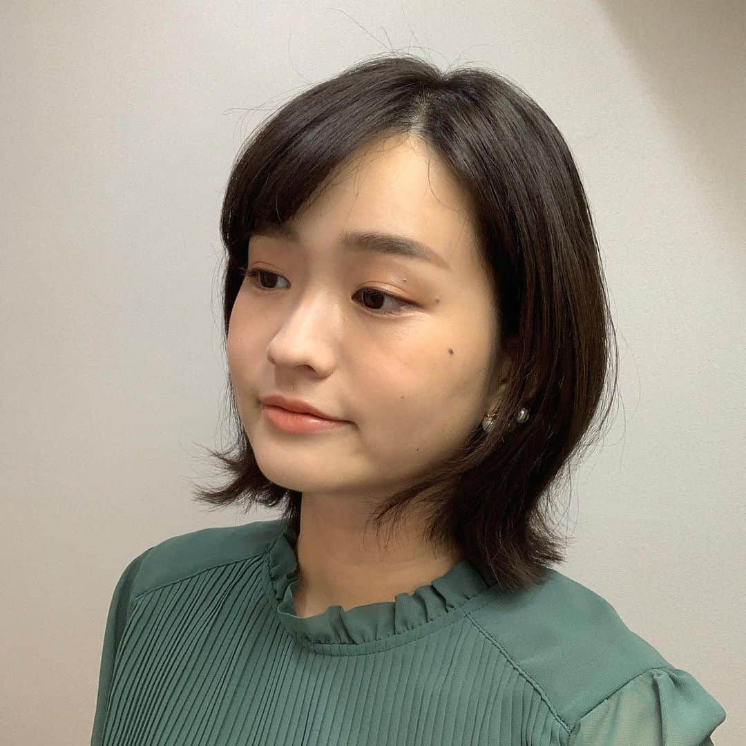 篠原梨菜さんのインスタグラム写真 - (篠原梨菜Instagram)「昨日はあさチャンとはやドキ最終回に出演し、感極まっています...の顔  投稿したい写真もたくさんあるのですが、まずは関わっていただいた皆さま、ご覧いただいた皆さま本当にありがとうございました。宝物のような時間でした！  今日から ・THE TIME'(ダッシュ)とTHE  TIME, の中継(月〜金) ・ひるおび(月) ・BS報道1930(金) ・土曜朝6時木梨の会。(ラジオ) を担当させていただきます！  今日は金曜日レギュラーとしては初の1930でした！  アナウンサーとしてチャレンジしたいことに目一杯取り組める場所をいただいたので、あとは突っ走ります💨  明るく楽しい取材も中継もどんどんやっていきます！！改めてよろしくお願いします！」10月1日 22時45分 - shinorinatbs