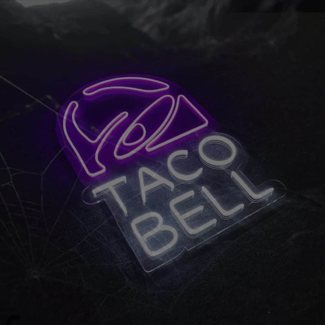 Taco Bellのインスタグラム：「Calendar says October 1. Sign says Taco Bell is the one.」