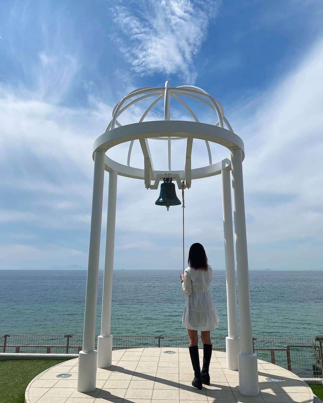 市川愛さんのインスタグラム写真 - (市川愛Instagram)「幸せのパンケーキ in 淡路島リゾート🏝 海沿いのテラス気持ち良くて パンケーキおいしくて ここ最高すぎました🥞♡  時差📸  #幸せのパンケーキ#幸せのパンケーキ淡路島#淡路島カフェ#淡路島観光#淡路島グルメ#淡路島テラス#関西旅行#淡路島#インスタ映え#海沿いカフェ#島カフェ#海沿いテラス#おしゃれカフェ#時差投稿 #時差スタグラム#幸せの鐘」10月2日 15時04分 - pkmnai