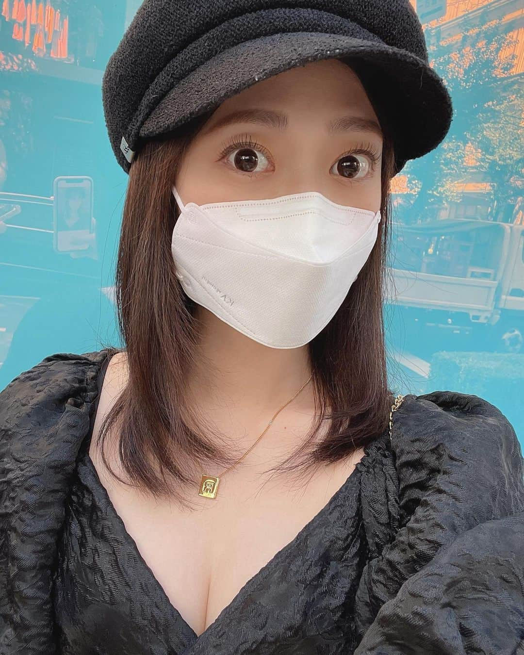 三秋里歩（小谷里歩）さんのインスタグラム写真 - (三秋里歩（小谷里歩）Instagram)「. 最近私服コーデの投稿続いたので…… ①久しぶりの外での自撮り （まつげのコンディション良かったから記念に😂） ②匂わせ ③私服コーデちゃんと良いの撮れた？の時」10月3日 0時12分 - ripopo_824