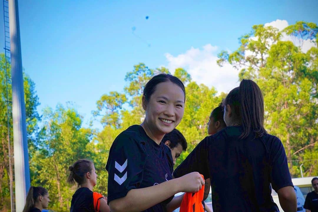 和田奈央子のインスタグラム：「. Hello October 😇⚽🎃🍁🙏🌈」
