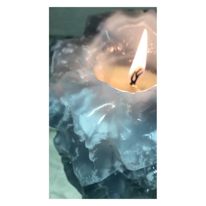 のインスタグラム：「🕯」