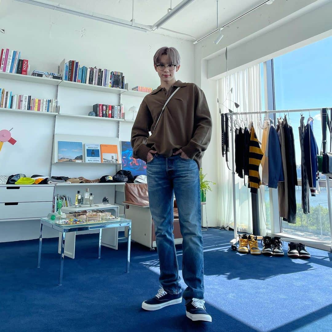 NCTさんのインスタグラム写真 - (NCTInstagram)「🏢Monday #ootd  #SHOTARO #쇼타로 #NCT #OOTW #Outfits_Of_Taros_Week」10月3日 18時29分 - nct