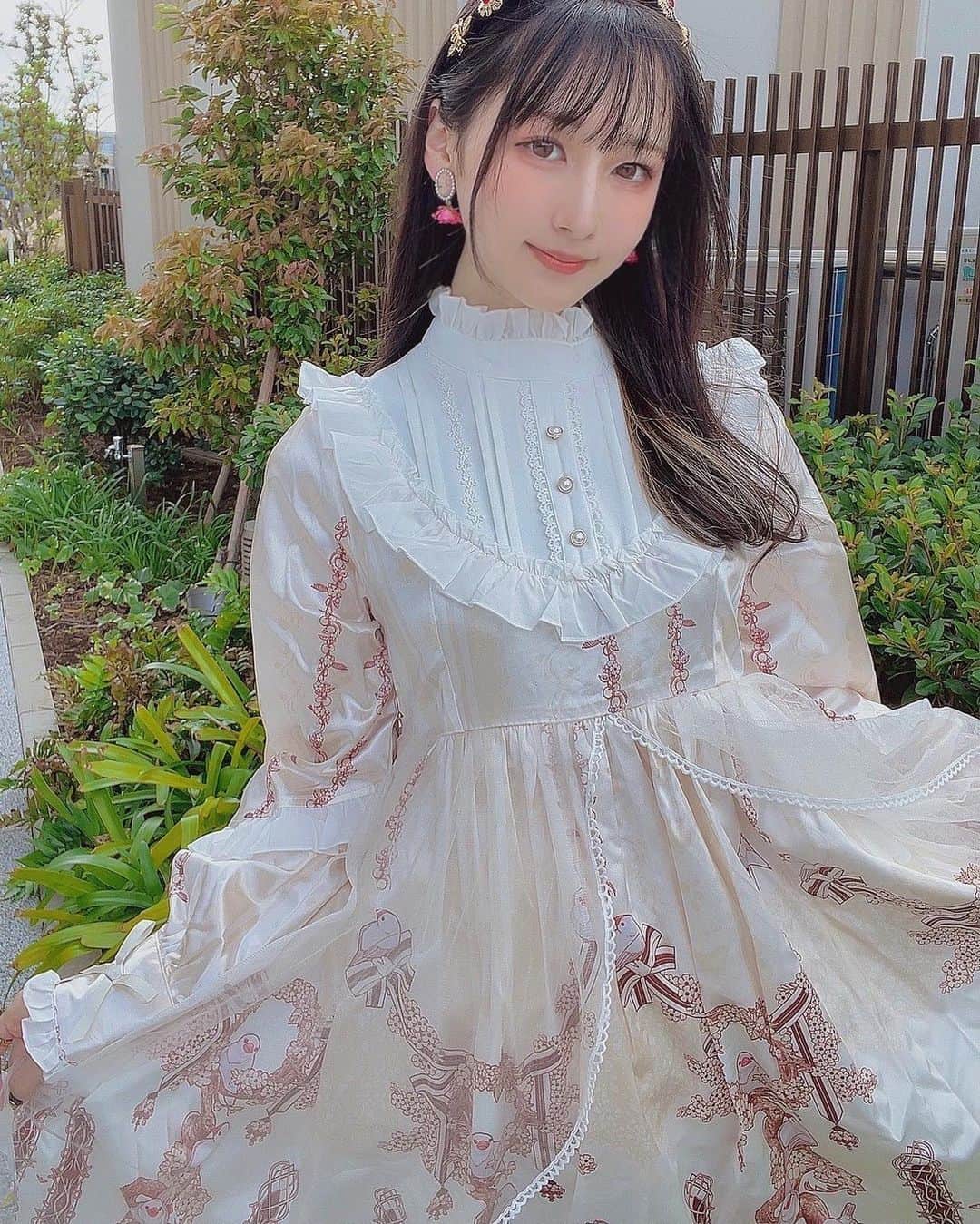 てーらさんのインスタグラム写真 - (てーらInstagram)「d.Aliceさんの小鳥OP🕊‎𓂃 𓈒𓏸 ロリータファッションのてーらのことすき？？？꒰ঌ♥️໒꒱  #ロリータファッション #ロリータ #ロリータ服 #lolitafashion #lolita #大学生  #followｍe #japanesegirl #女子大生 #カメラマン募集 #カメラマンさんと繋がりたい #被写体になります #被写体モデル #被写体希望 #ポートレート #ポートレート撮影 #ポートレートモデル #jd  #ちゅーむ ‬  #カメラマン募集 #カメラマンさんと繋がりたい #被写体になります #被写体モデル #被写体希望 #ポートレート #ポートレート撮影 #ポートレートモデル #cosplay #コスプレイヤー #コスプレ #コスプレイヤーさんと繋がりたい」10月3日 15時08分 - talla_cos