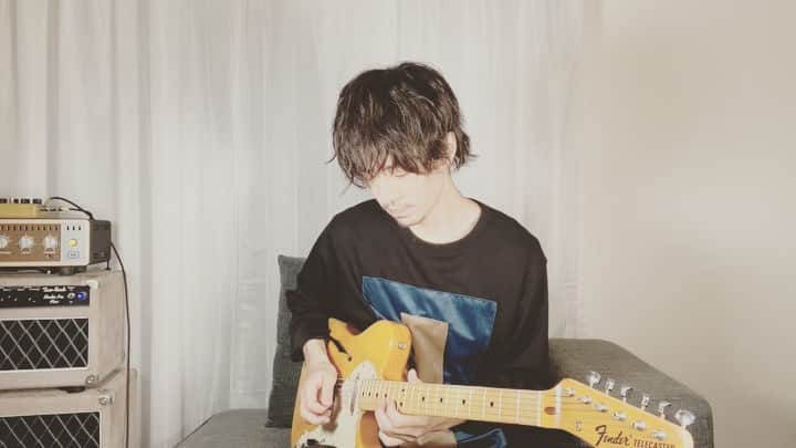 赤頭隆児のインスタグラム：「#neonpicnic #frederic #FRDC #フレデリック #guitar #guitarist #ギター #instaguitar #guitarstagram #guitaristsofinstagram #musiciansofinstagram #music #fender #fenderguitars #thinline #telecasterthinline #tworock #mxr #distortionⅱ #uad #uaudio #ox」