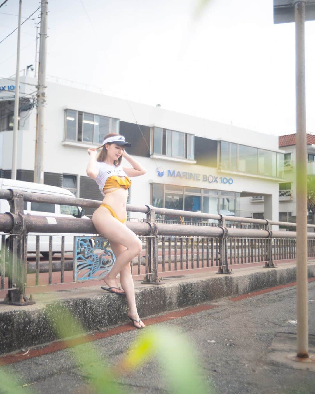 のインスタグラム：「高身長のお姉さんの夏休み...  ・ ・ #水着 #gravuremodel #グラビア #グラビアモデル #高身長女子 #高身長 #ショートカット #ショートボブ #ボブヘア #shorthair #shortcut #ショートヘア #赞 #粉  #gravure  # #hip #お尻 #bööty」
